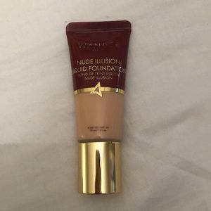 Wander Nude Illusion Liquid Foundation